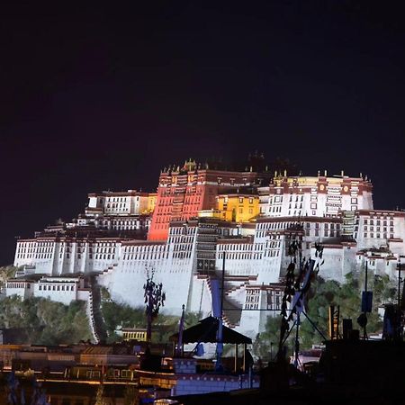 Shambhala Palace Hotel ラサ エクステリア 写真