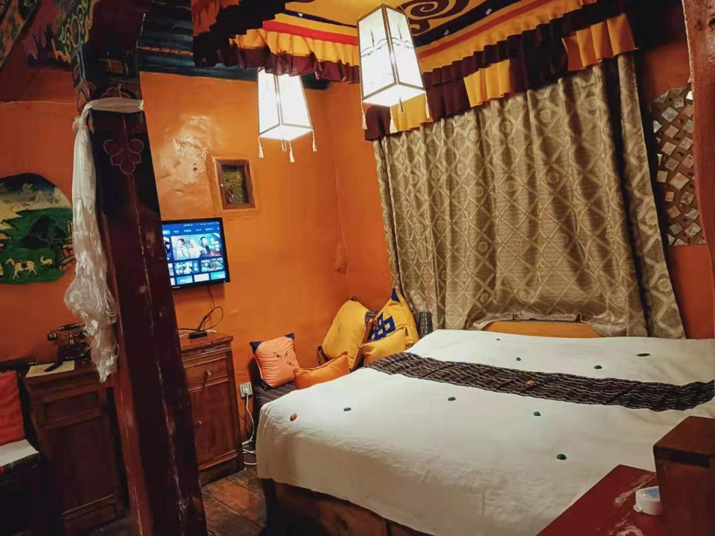 Shambhala Palace Hotel ラサ エクステリア 写真
