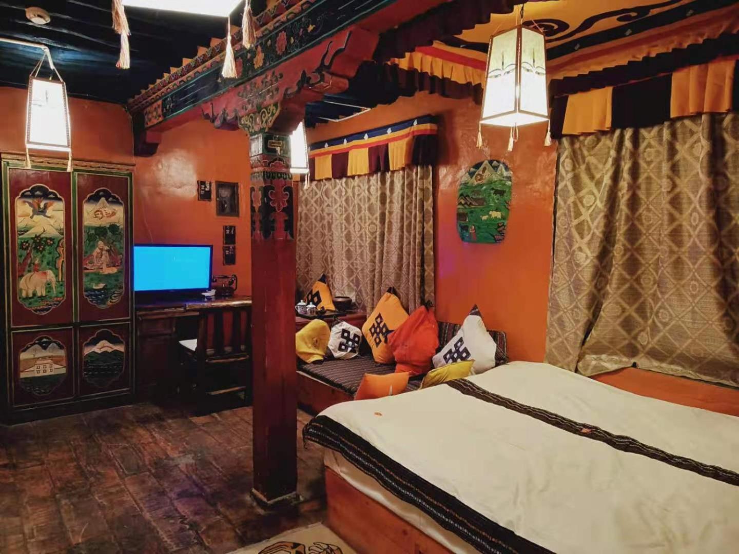 Shambhala Palace Hotel ラサ エクステリア 写真