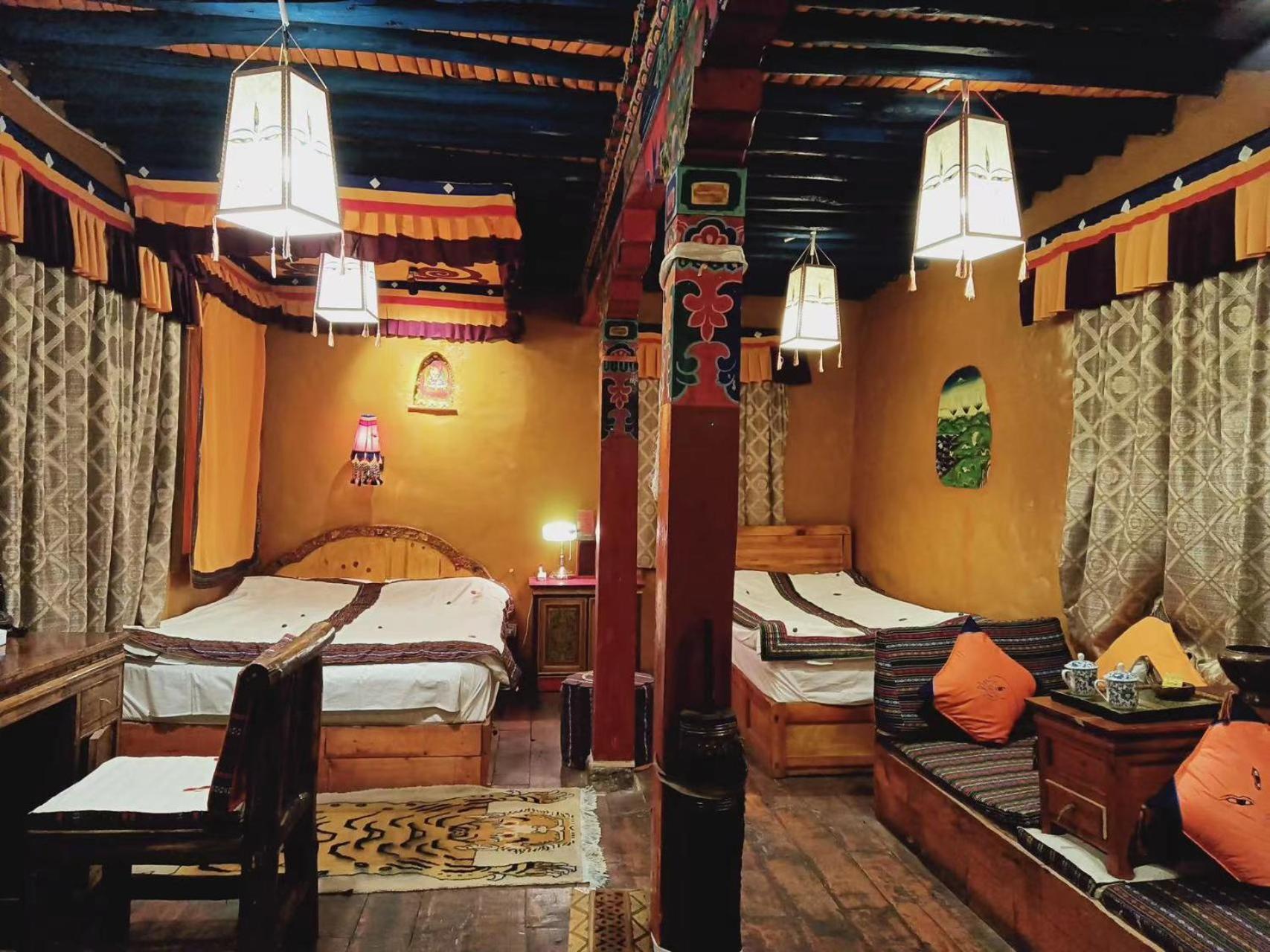 Shambhala Palace Hotel ラサ エクステリア 写真