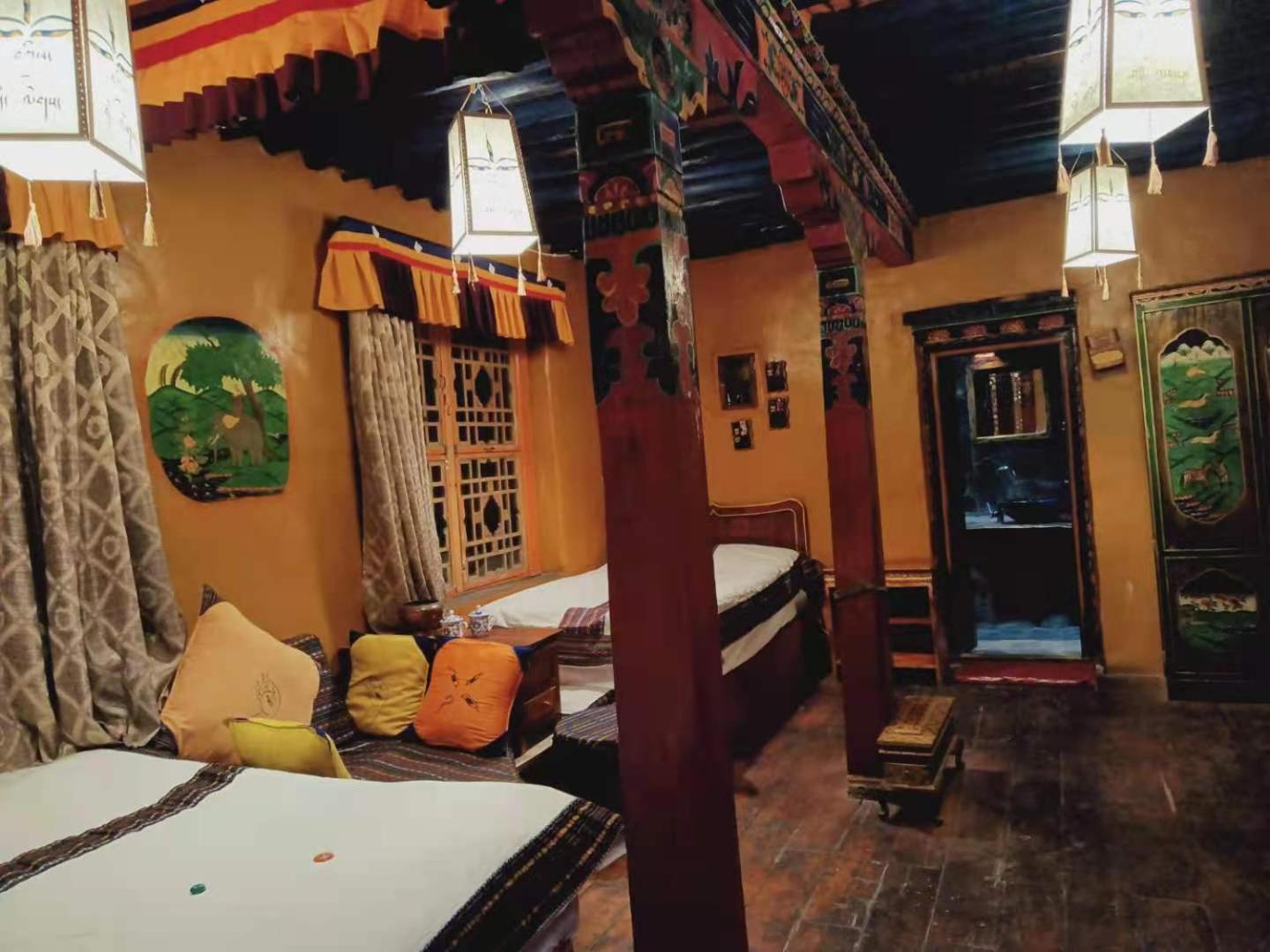 Shambhala Palace Hotel ラサ エクステリア 写真